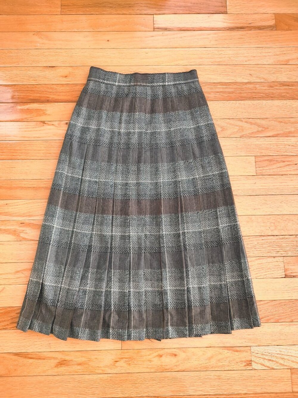 Escada vintage 80s pleated wool midi skirt 36 XS